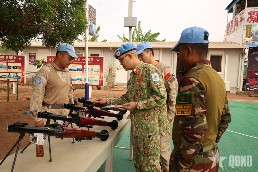 /UploadStore/admin/260407 si quan tham muu tac chien/3.2.jpg